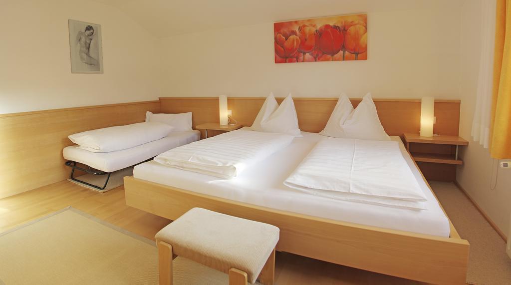 Haus Kogler Apartment Айх Стая снимка